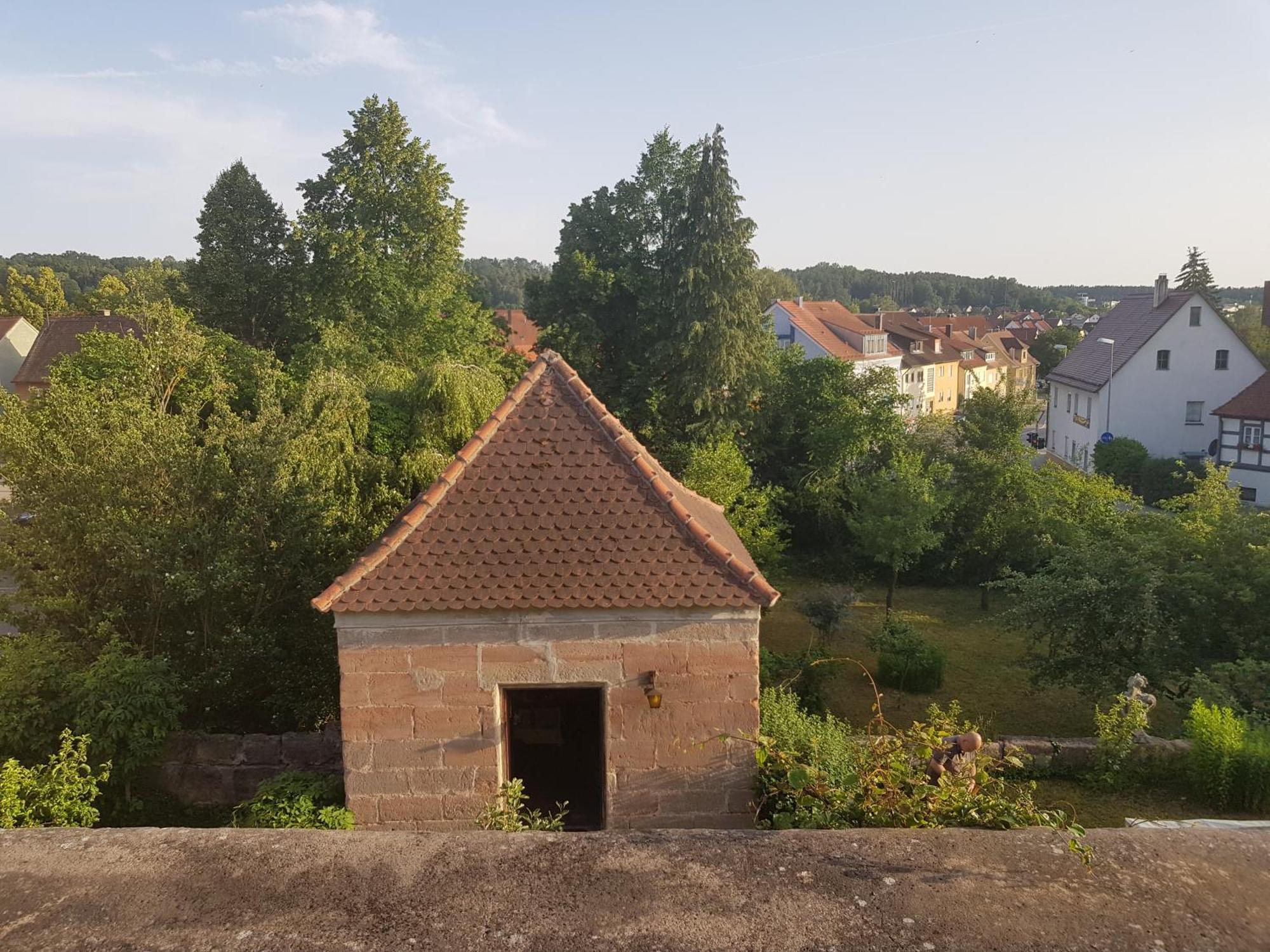 Hotel Garni Und Apartments Zur Krone Hilpoltstein Extérieur photo